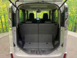 普段のお買い物や通勤、送迎等に十分な荷室スペースを確保しております。セカンドシートを倒すと、大きな荷物の積載も可能です♪
