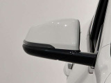 ドアミラーに内蔵されているフラッシャーは視認性も良く安全運転に一役買ってます。