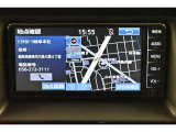 純正ナビを装備。タッチパネル式で使いやすく、お出かけもラクラクです。