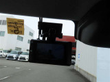 (ドライブレコーダー)走行中の映像を録画します。衝突時もバッチリ映像で残ります。