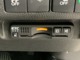 いまや快適なカーライフに欠かせないETCが付いています。