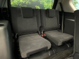 3列目シートはもちろん状態良好☆大人でもゆったりと座って頂けますので、大人数でのお出かけもラクラクです♪ご家族で、気の知れた仲間で、ドライブに行くのが楽しみですね♪