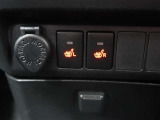 シートヒーター付きです。寒い日も快適なドライブが楽しめます♪
