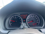 整備スタッフは国家資格を持つプロの整備士です。車検の受入/中間/完成検査と保安基準発行のすべても自社で行います。