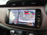 車を上から見下ろしているかのような映像で周囲の状況を確認できるアラウンドビューモニター。狭い駐車場や駐車が苦手な方でも安心。
