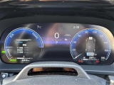 【スピードメーター】メーターがシンプルで見やすく運転しやすいですね。