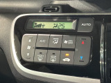 オートエアコンがついていますので、簡単操作で快適に過ごせます。希望の温度に自動調整してくれるのが便利です。