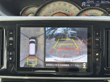 車を空から見たような映像が映る、アラウンドビューモニターで車両周辺の安全確認も一目でできます!小さなお子様や障害物も確認できるので、運転のし易さだけではなく事故防止にも役立ちます♪