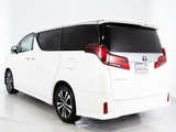 ★展示前点検実施★特殊な機材も用いて、全車点検を実施しております!