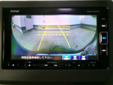 バックカメラの画像です。ガイドラインがスムースな車庫入れをサポートいたします!車庫入れの安心感がアップしますね☆