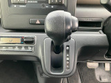 シフトレバーはインパネ仕様です!