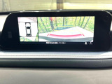 【360&deg;ビューモニター】専用のカメラにより、上から見下ろしたような視点で360度クルマの周囲を確認することができます☆死角部分も確認しやすく、狭い場所での切り返しや駐車もスムーズに行えます。