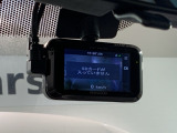 万が一の事故のときもドライブレコーダーがあると安心です。ご利用になる場合は個人情報保護の観点より新品の対応SDカードをお求め下さい。