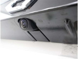 バックカメラが付いているので後方確認が非常にしやすいです。今や運転初心者も熟練者も必須装備!ついていて損はないですね♪