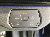 車両状態証明書修復歴の有無も一目瞭然。機能や内装・外装、走行距離、修復歴の有無をチェックし、クルマの状態を10段階にした車両状態証明書。数字や記号を使ってわかりやすく表示しています。