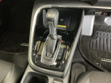 発進時から滑らかに加速する無段階変速のCVTはストップ&ゴーの多い街の中も快適です