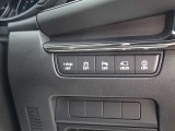 様々な安全装備がお客様の運転をサポートしてくれます。