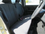 シートはスレやへたり等少なくきれいな状態です。