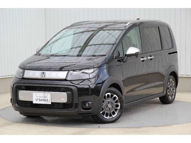 フリード 1.5 e:HEV クロスター 