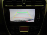 バックモニターを装備しています。車庫入れ時等に車両後方が確認出来るのでとても便利です。