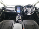 視界良好で運転しやすいコックピットです。シンプルで操作性の良いインパネ回りにデザインされ、SUBARUは安全性能に徹底的にまでこだわった視界設計を行っています。