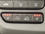 【シートヒーター】寒い日に重宝するシートヒーター!エアコンより早く温まってくれるので寒がりの人も安心ですね♪エアコンの温風は乾燥するから苦手、という方にもをおすすめです。