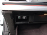 荷物の出し入れがスムーズに行えるよう設計されております。