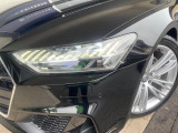 ●LEDヘッドライト:高寿命LEDヘッドライトで、安全運転を支える良好な視界を!