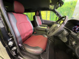 運転席シート廻りは使用感も少なく、良好な状態となっています。丁寧に使われていたことがよくわかりますね。