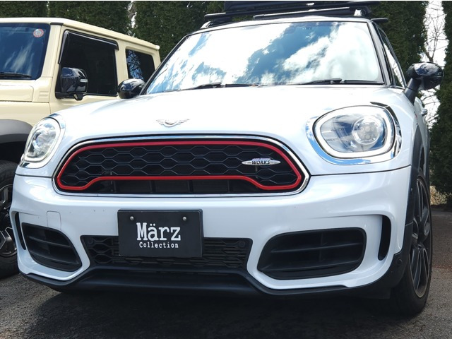 ミニクロスオーバー ジョン・クーパー・ワークス 4WD 