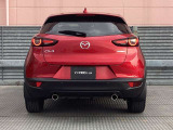 CX-3が本来持っている先鋭さを研ぎ澄ませながら、より魂動デザインを深化。上質さを磨き上げ、クオリティを追求したデザインを実現しました。