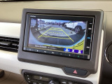 バックも安心のバックカメラ付いています。バックカメラがあると、いつでも安全にバックできますね。死角も減ります。