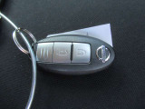 インテリジェントキー装備。ポケットやカバンに入れておくだけ。車両の始動操作を楽にする便利アイテム☆