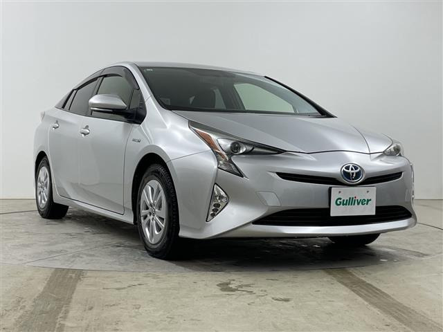 プリウス 1.8 S E-Four 4WD 修復歴無し