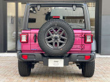 リアから見てもJeepだとすぐに分かります。