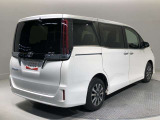 ご納車前にはエンジンオイル・オイルエレメント等を交換して、トヨタディーラーのエンジニアがしっかりと整備をさせていただきます。交換部品などについては、スタッフへお尋ねください。
