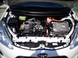 低燃費を念頭に設計されたハイブリッドエンジン!ピッカピカに清掃済みです。
