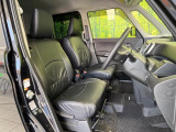 運転席シート廻りは使用感も少なく、良好な状態となっています。丁寧に使われていたことがよくわかりますね。