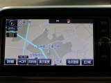 純正ナビを装備。タッチパネル式で使いやすく、お出かけもラクラクです。