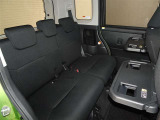 3名乗車できるセカンドシートです。
