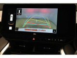 バックガイドモニターで後方の確認が出来て安心です。