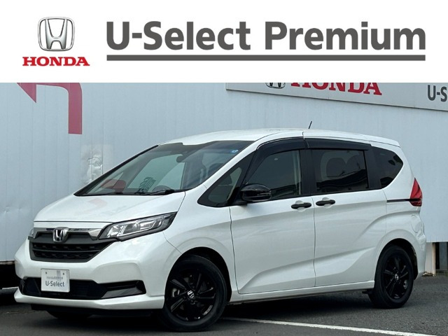 フリード 1.5 G ブラックスタイル