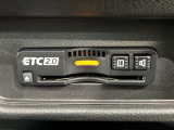 いまや快適なカーライフに欠かせないETCが付いています。