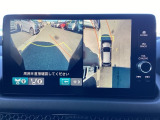 フロントカメラ装備です。運転席から見づらいバンパー下部を映します。