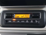 オートエアコンを装備しております!自動で調整してくれますので、車内も快適です☆