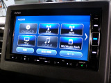 CD、DVD、Bluetooth、AM、FM、AUX、スマートフォン接続ができます。