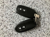 スマートキー2個あります。