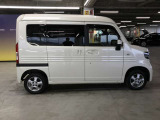エンジンルーム、室内、クリーニング済みです。厳選したお車を屋内展示場にて展示中☆車両品質には自信がございます!ぜひ一度ご来店ください!!