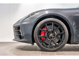 21インチ Panamera SportDesign ホイール搭載です。