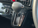 【 シフト 】シフトも操作しやすく快適なドライブを楽しんでいただけます。